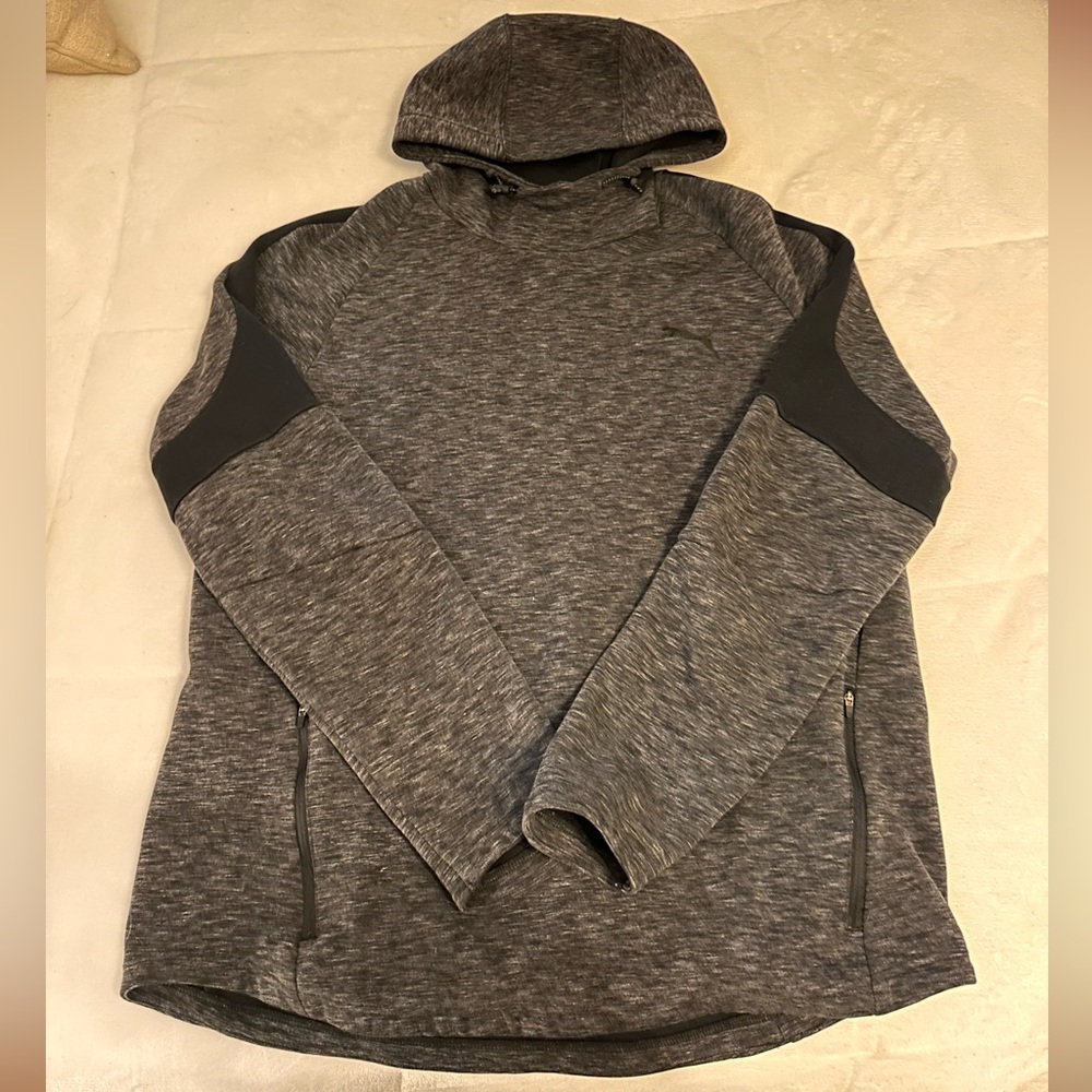 Puma Hoodie Sweatshirt with Zip Pockets Size XXLarge Never Worn Smoke-Free Home